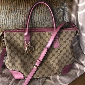 *AUTHENTIC* Gucci Heart Charm Tote with Crossbody
